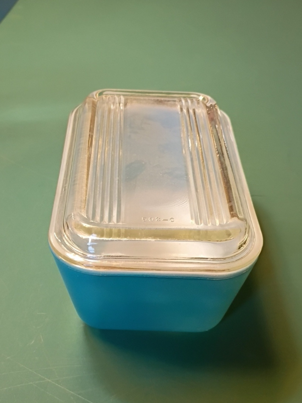 Pyrex Blue Food Storage Container with Clear Lid